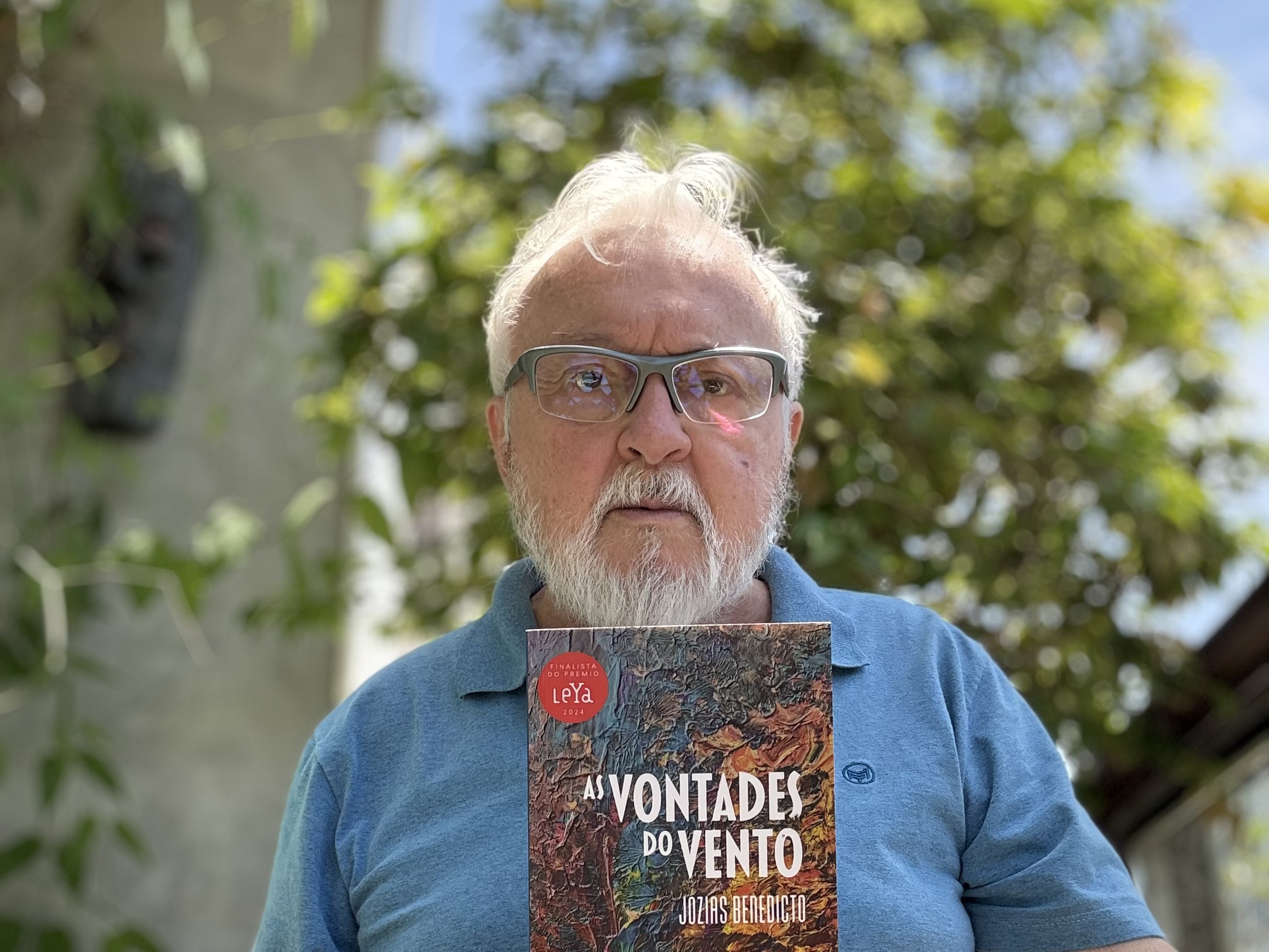 Artista visual e escritor, Jozias Benedicto transforma perdas pessoais e memórias familiares em ficção no romance “As vontades do vento”
